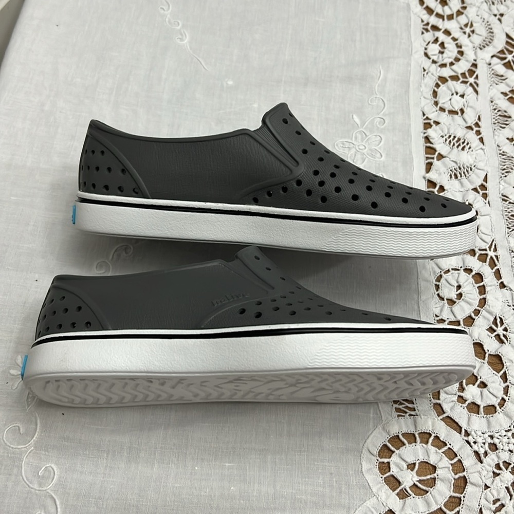 Native Shoes Gray Miles size M4/W6 - Picture 5 of 11